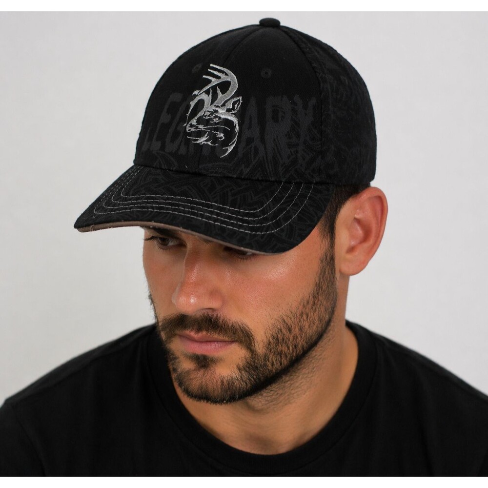 Whitetails Deer Logo Hat Black  Baseball Cap Outdoor Hunting Mens M/L